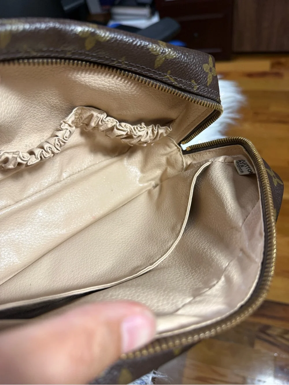 Louis Vuitton Beige Leather Zip Pouch with Gold-Tone Hardware